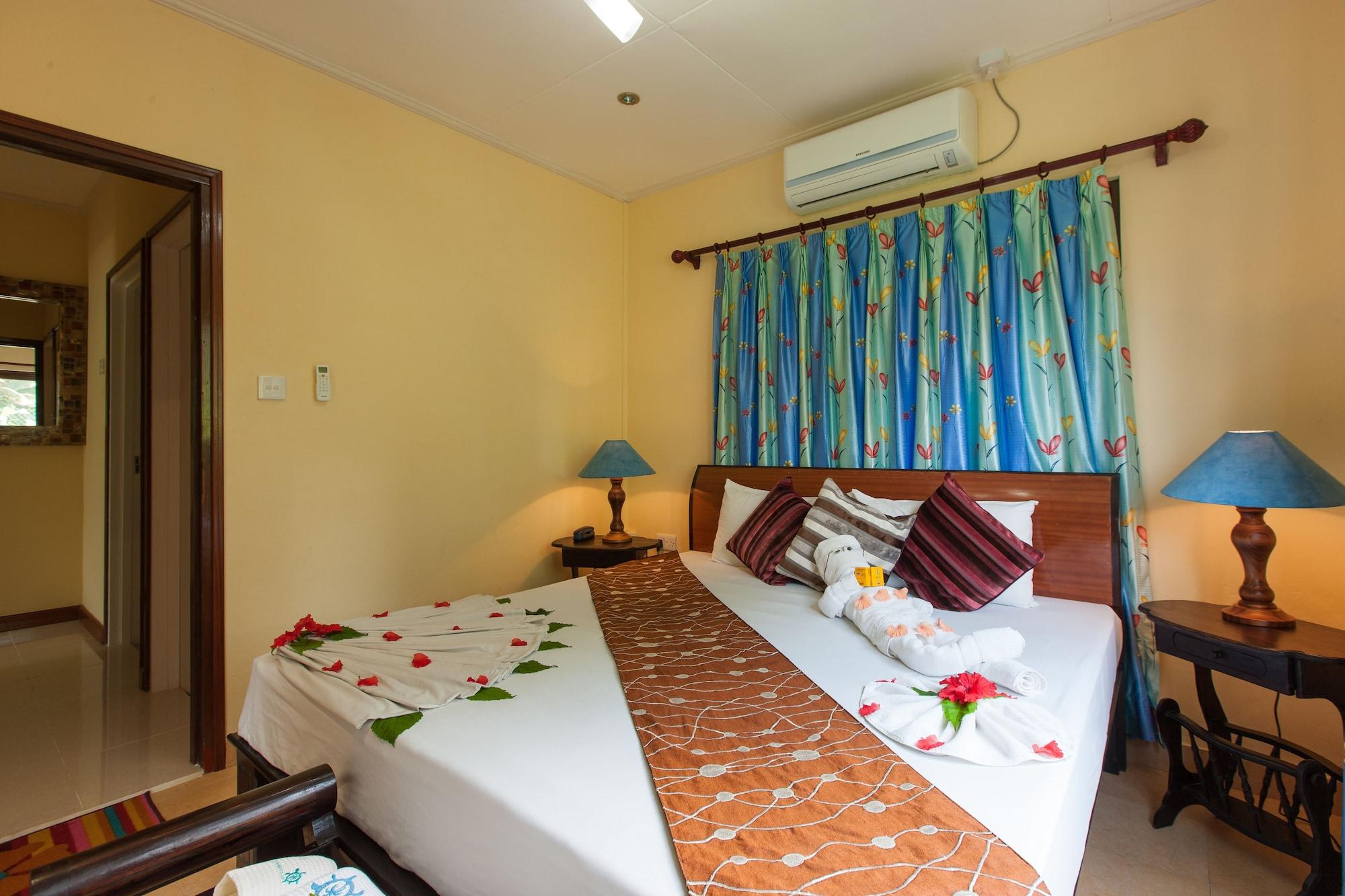 Le Relax Self Catering Apartment La Digue Buitenkant foto