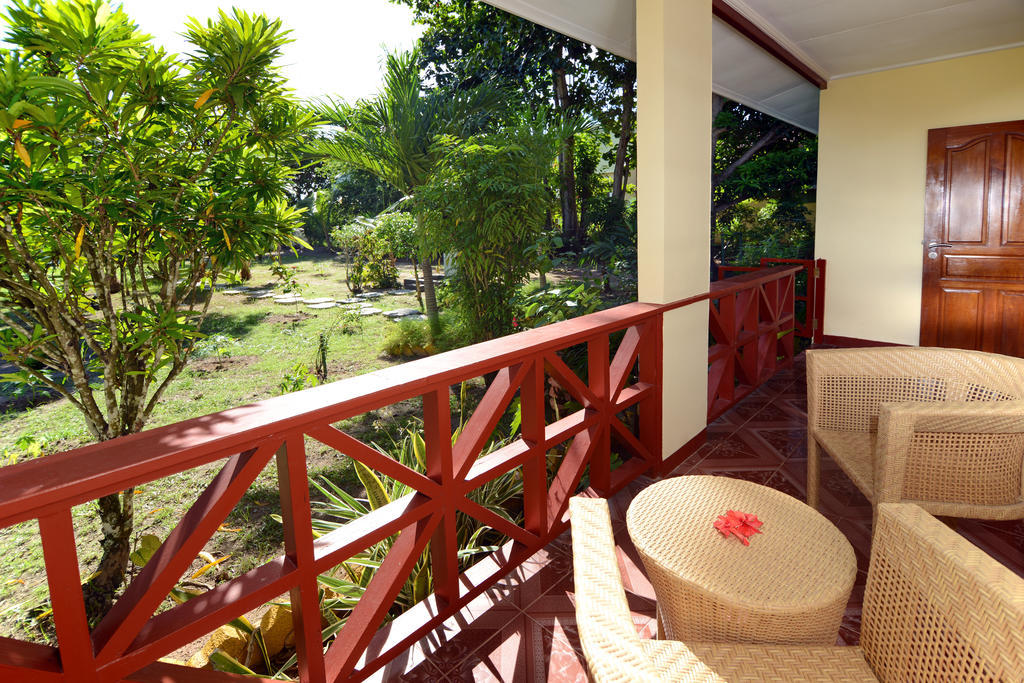 Le Relax Self Catering Apartment La Digue Buitenkant foto
