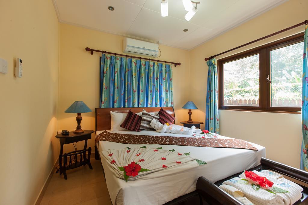 Le Relax Self Catering Apartment La Digue Buitenkant foto