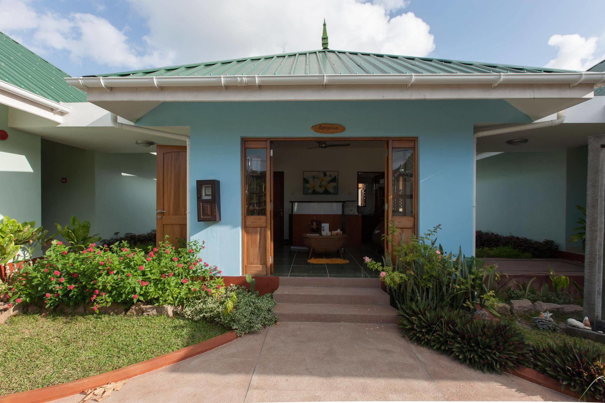 Le Relax Self Catering Apartment La Digue Buitenkant foto