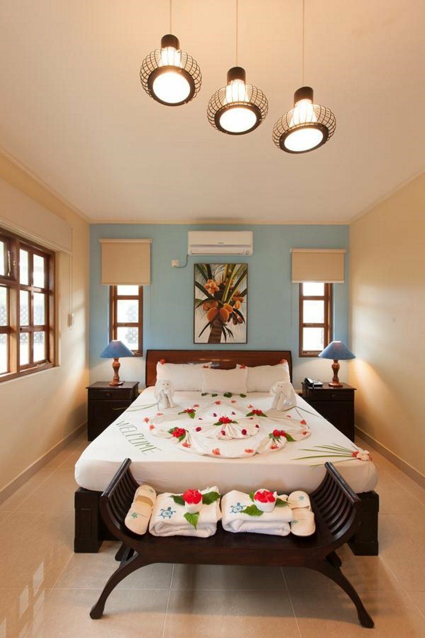 Le Relax Self Catering Apartment La Digue Buitenkant foto